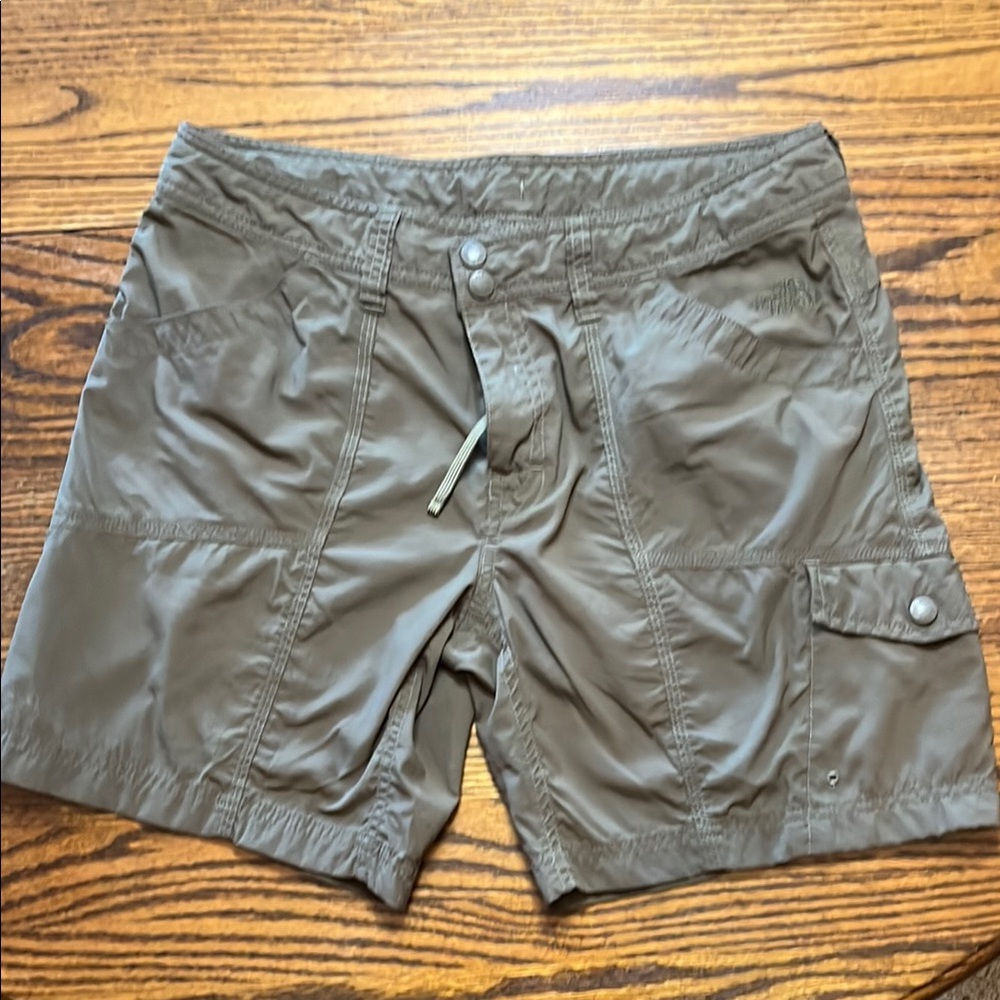 The North Face Tan Cargo Shorts Relaxed Fit Outdoor